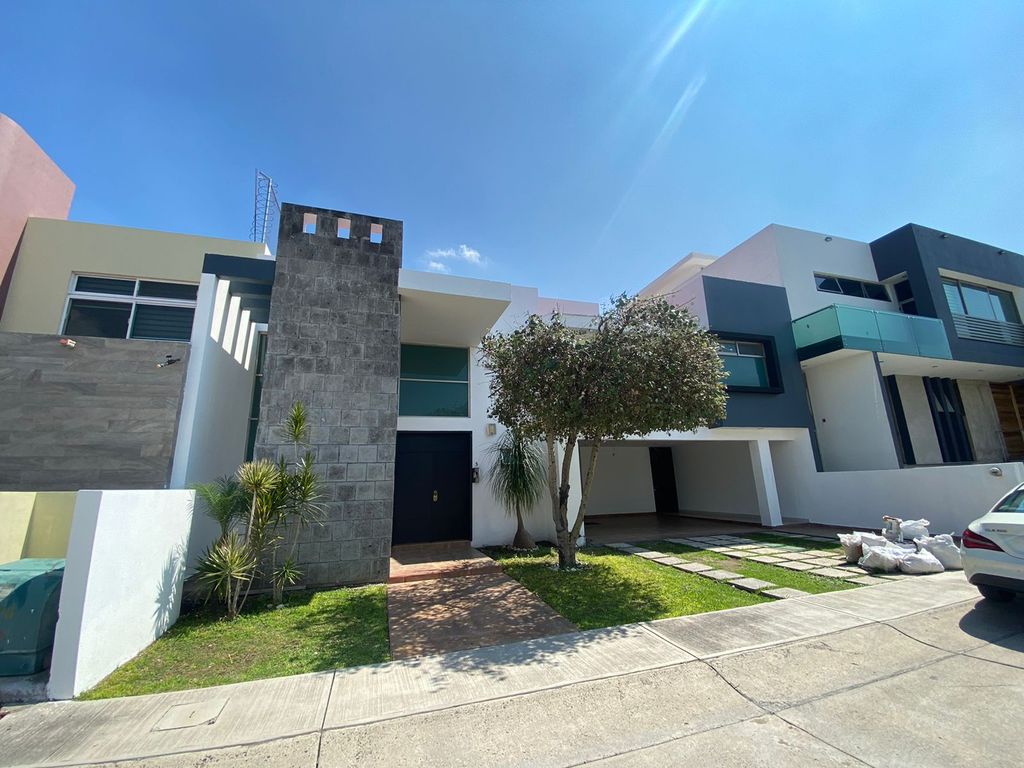 Casa En Venta En Naciones Unidas Virreyes Residencial Zapopan