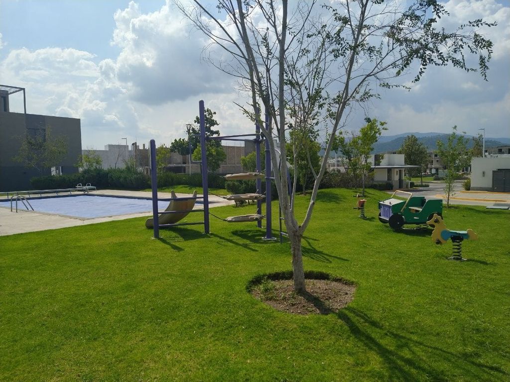 Casa en venta en fraccionamiento Adamar, Tlajomulco de Zúñiga