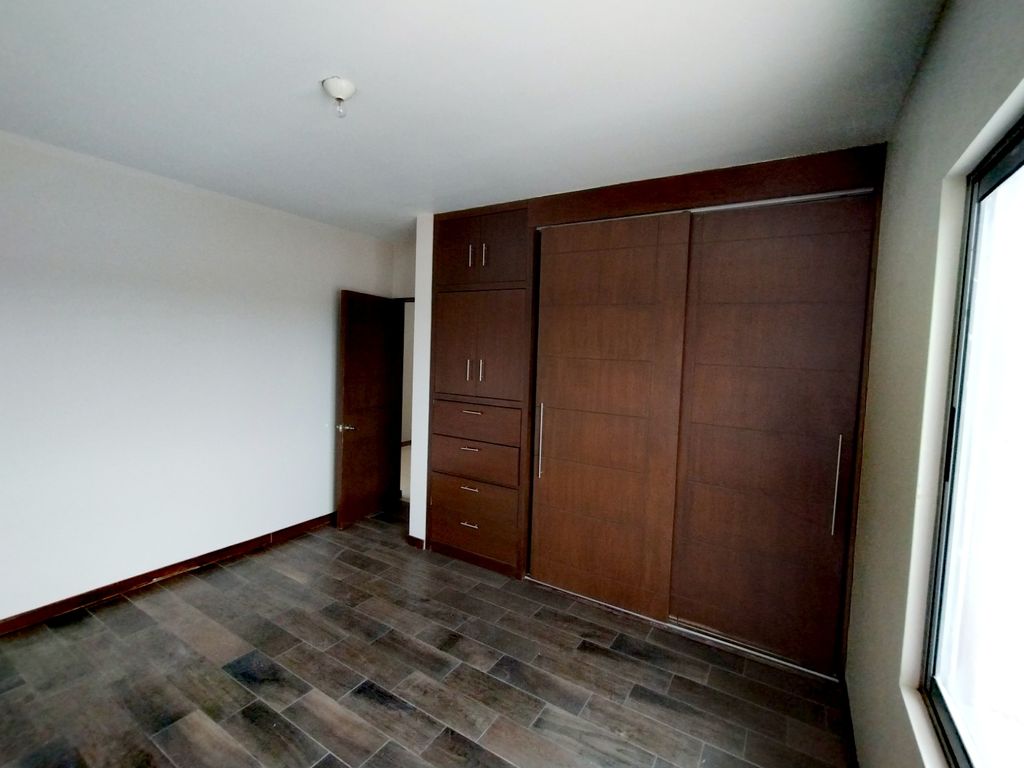 CASA EN RENTA VILLAS JARDIN CELAYA
