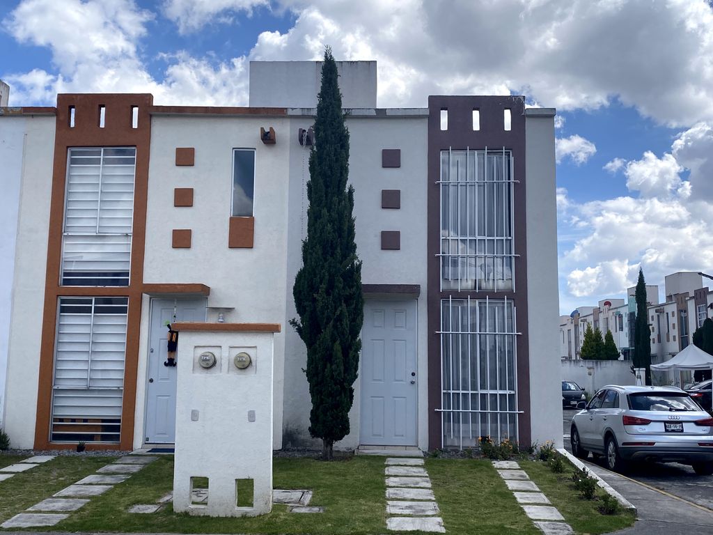 CASA EN VENTA EN BOSQUES, ICA, ZINACANTEPEC