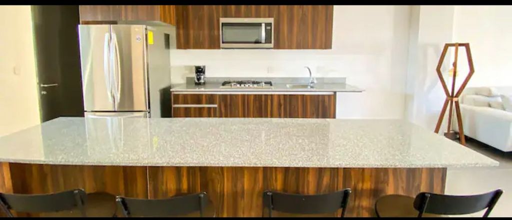 DEPARTAMENTO EN RENTA, PUERTARENA, NUEVO VALLARTA.