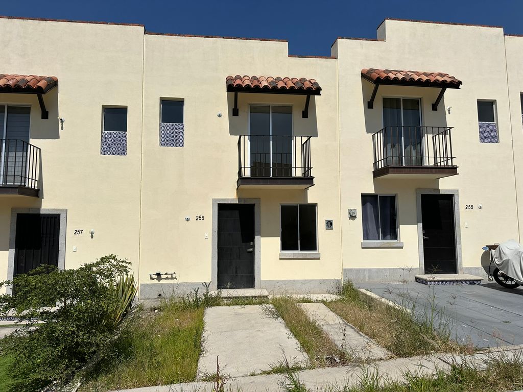 Casa en Venta en Alta California, Coto 13 Altadena
