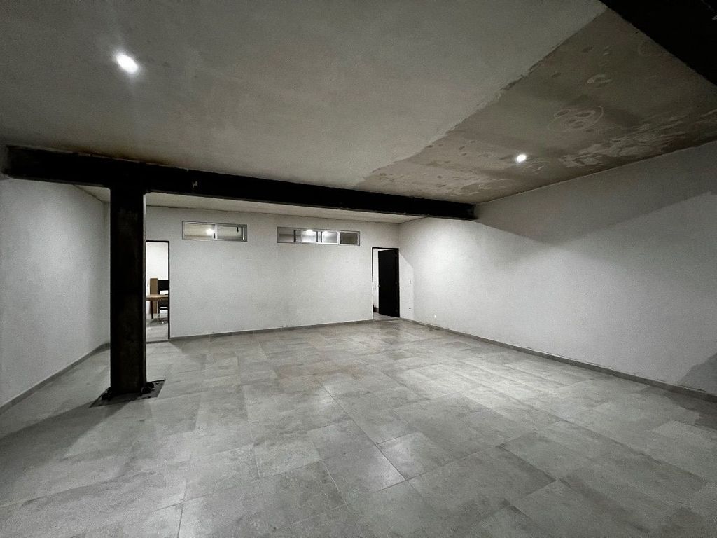 VENTA DE CASA EN LOMAS D EJURIQUILLA CON SOTANO (VC191)