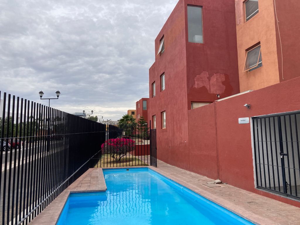 Venta casa en Col. Vista 2000 Queretaro