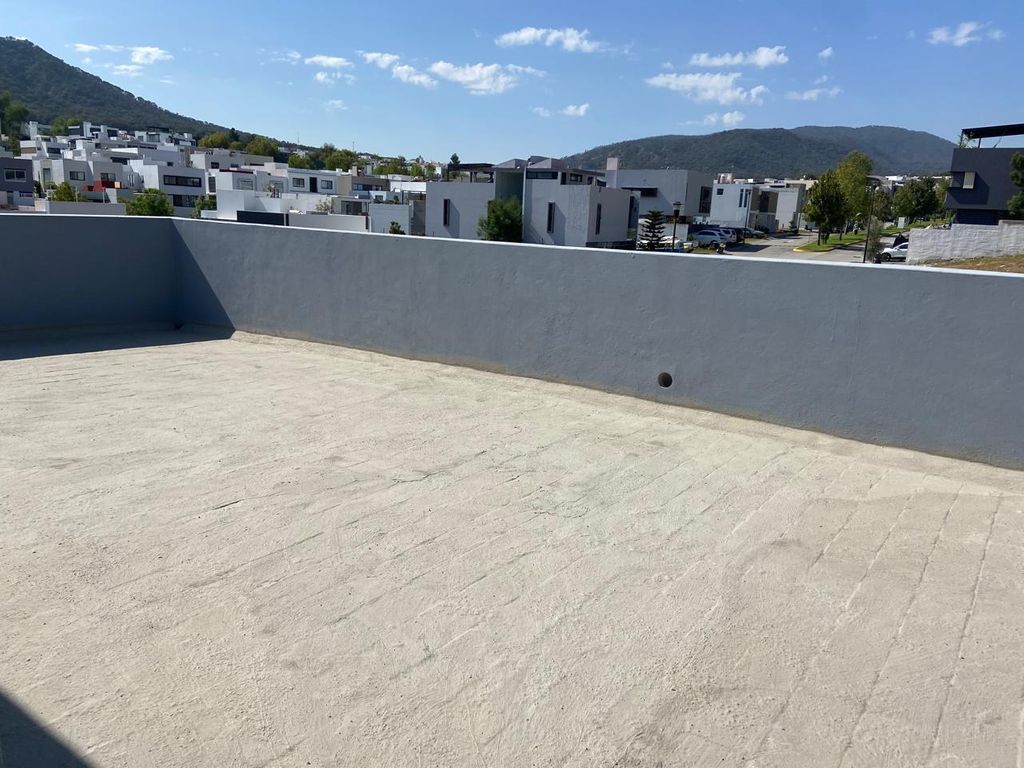 Casa En Venta En Los Robles, Zapopan