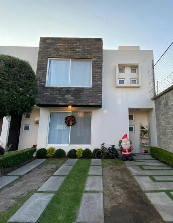 7 casas en venta en Urbano bonanza, Metepec, Estado de mexico -  