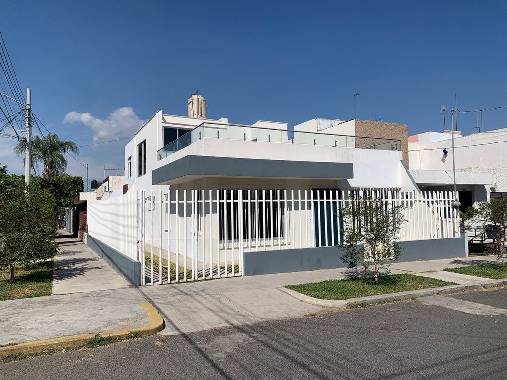 Casa en Venta en Col. Las Águilas