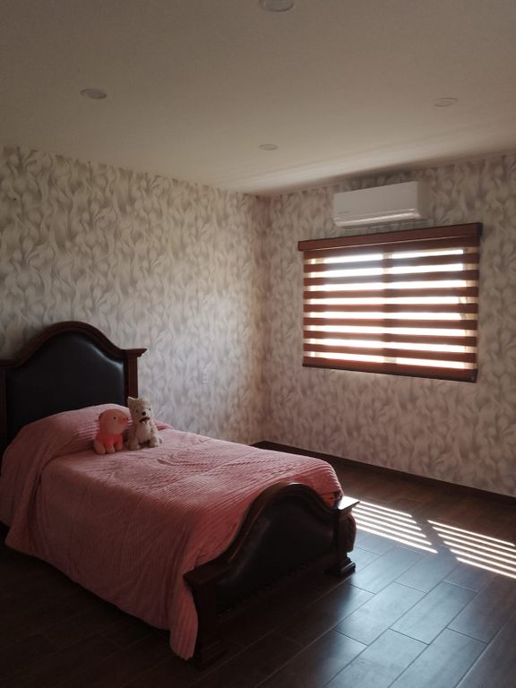 Casa En Venta En Colonia Lagos Del Country, Tepic