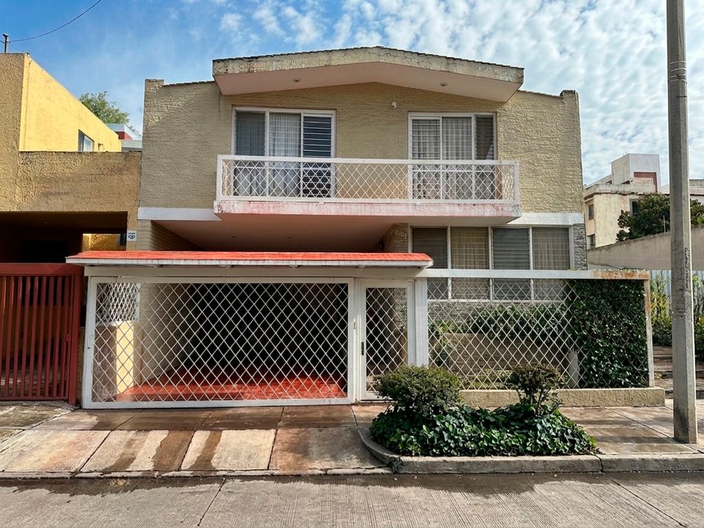 ¡HERMOSA CASA EN VENTA EN PROVIDENCIA!
