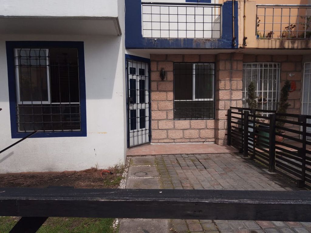 Venta de Hermosa Casa en Cedros 4000, Lerma