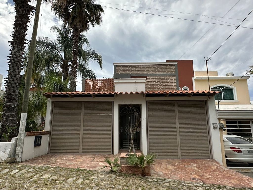 RESIDENCIA EN VENTA EN CORTIJO SAN AGUSTÍN $6'400,000 pesos