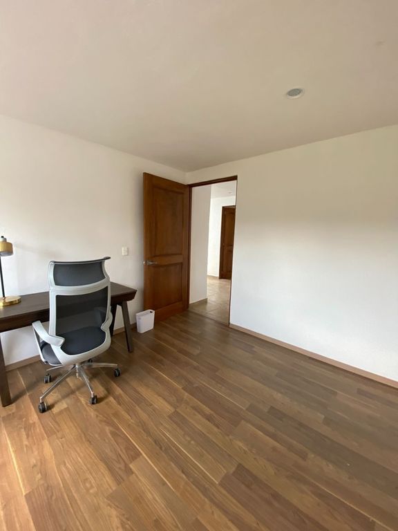 CASA EN VENTA.CUMBRES DEL LAGO
