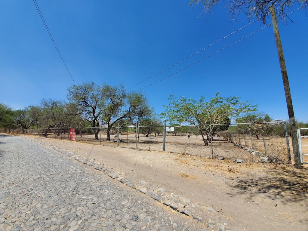 TERRENO EN VENTA EN IXTLAHUACAN DE LOS MEMBRILLOS