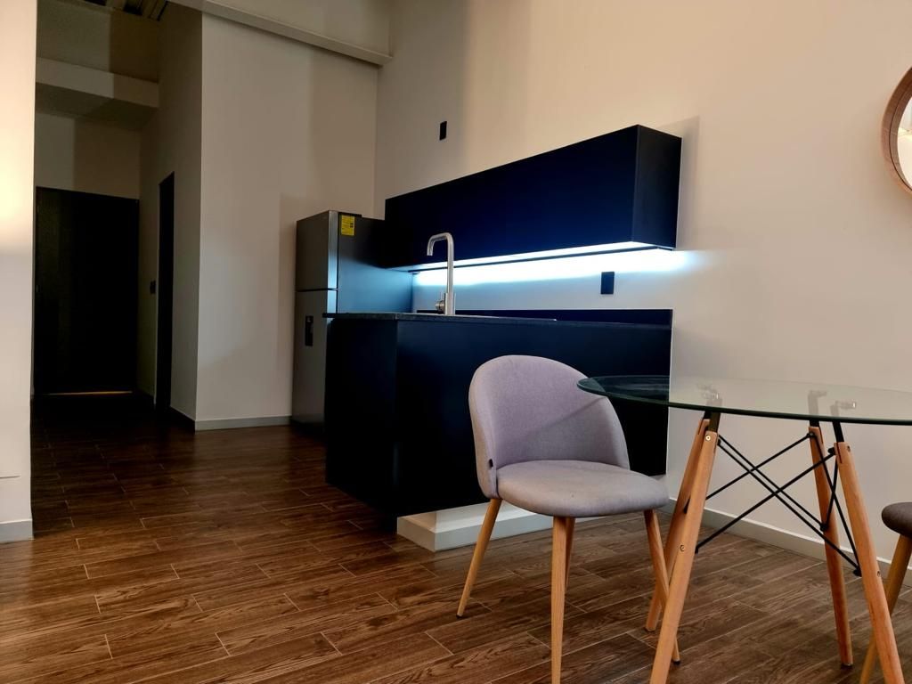 EN RENTA SUITES AMUEBLADAS POR MES