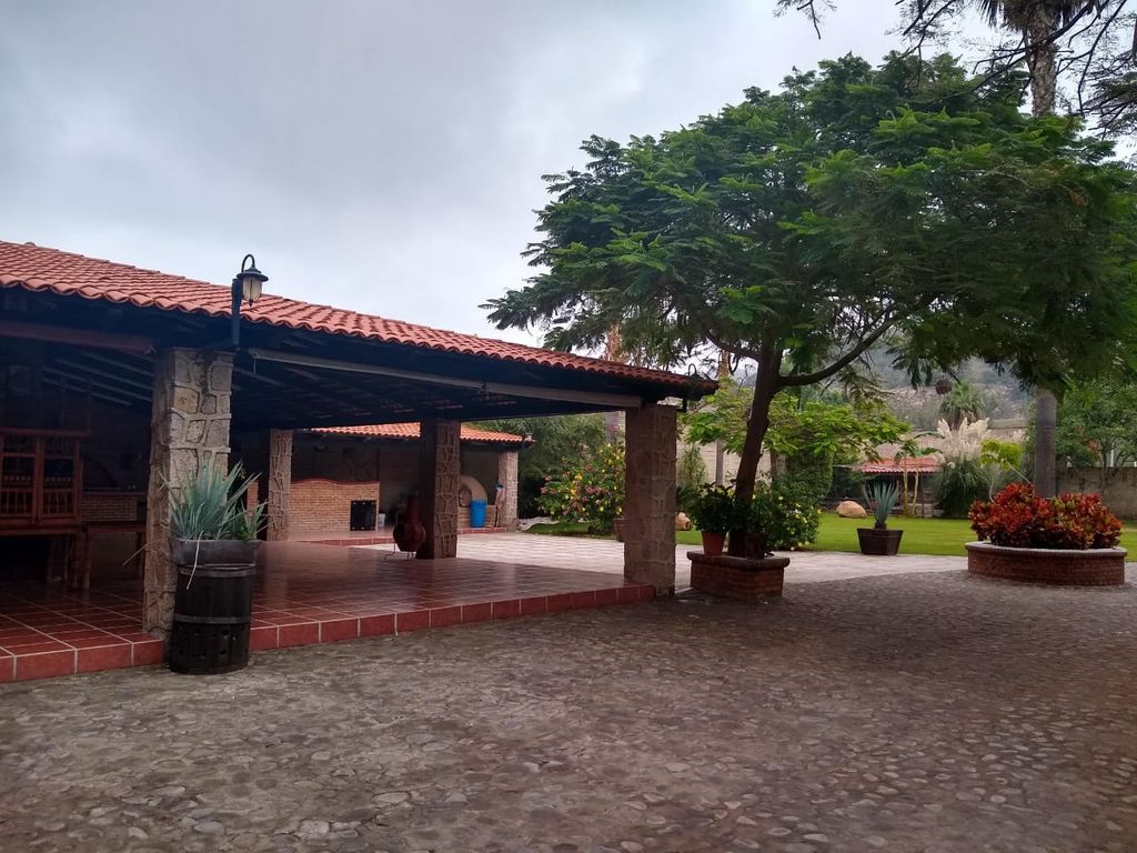CASA DE CAMPO NUEVA EN VENTA, COL. MILPILLAS, ZAPOPAN, JAL.