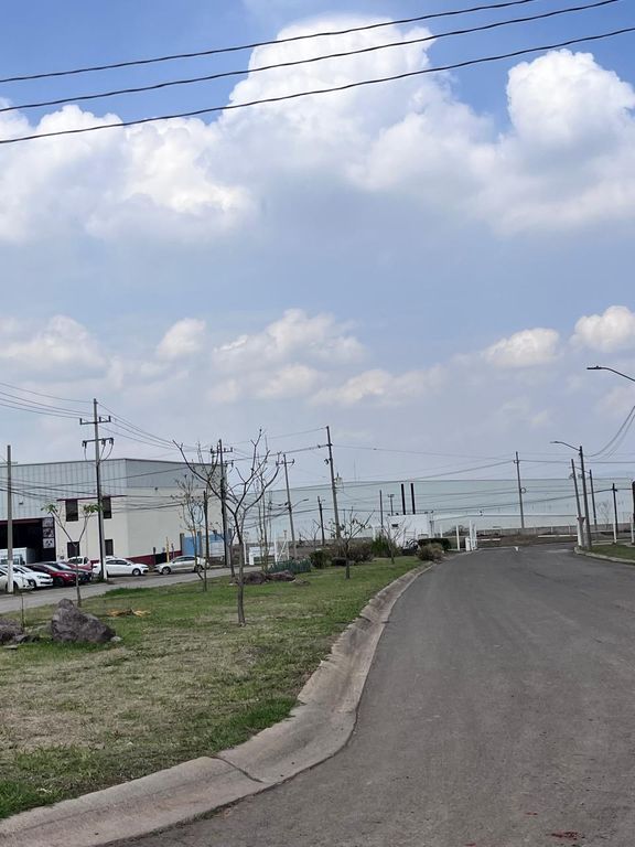 TERRENO EN RENTA PARQUE INDUSTRIAL CIMEG