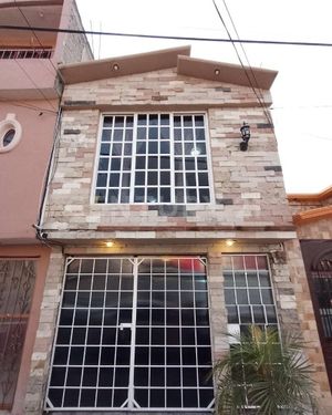 Casa en Renta en Hacienda Real de Tultepec