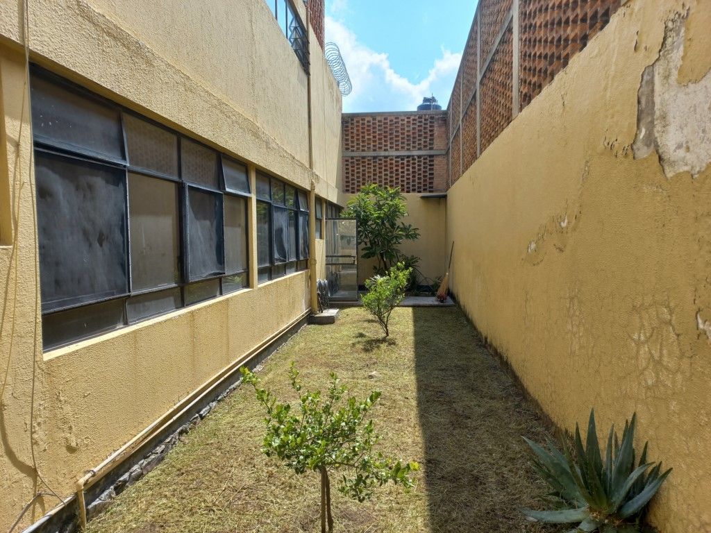 Casa Venta Jardines del Bosque,amplia y funcional