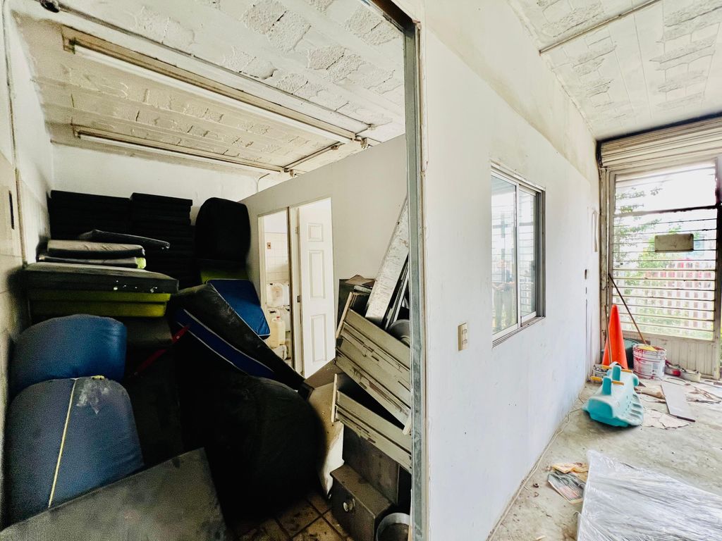 EDIFICIO EN VENTA EN COLONIA LAS TORRES