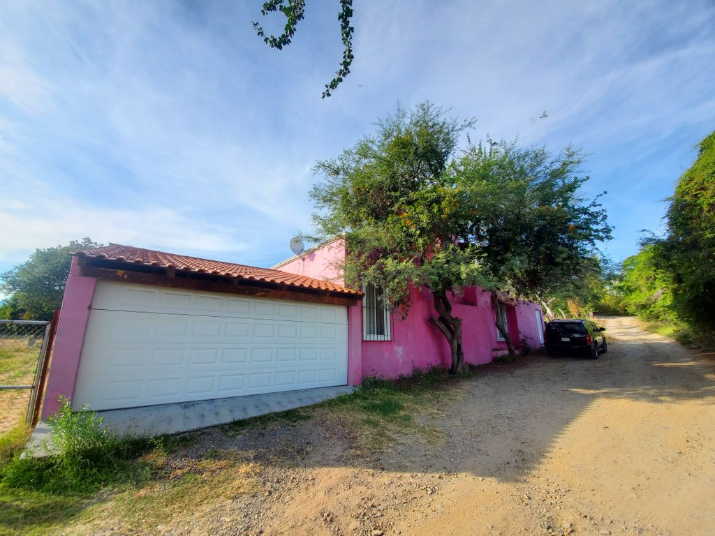 6 casas en venta en Vista del lago (country club), Chapala, Jalisco -  