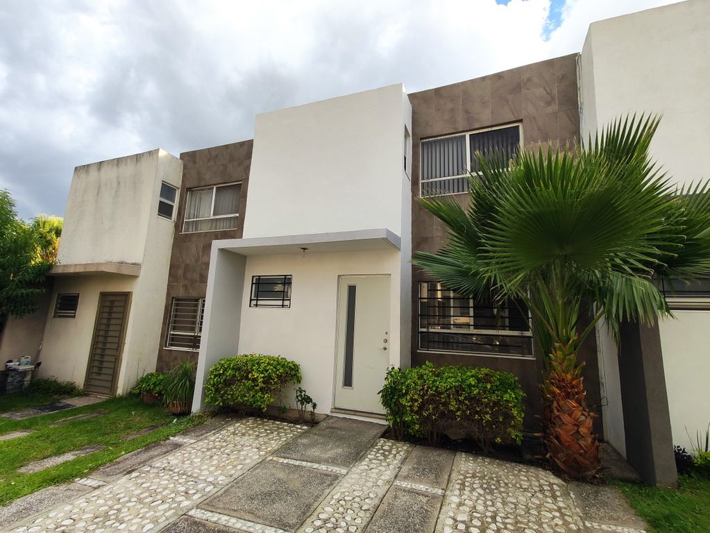 Casa en Renta en Pedregal del Bosque, Tlaquepaque