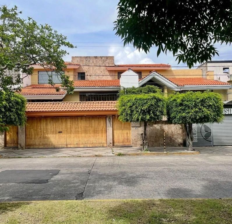 Residencia en Renta Prados Providencia. $75,000