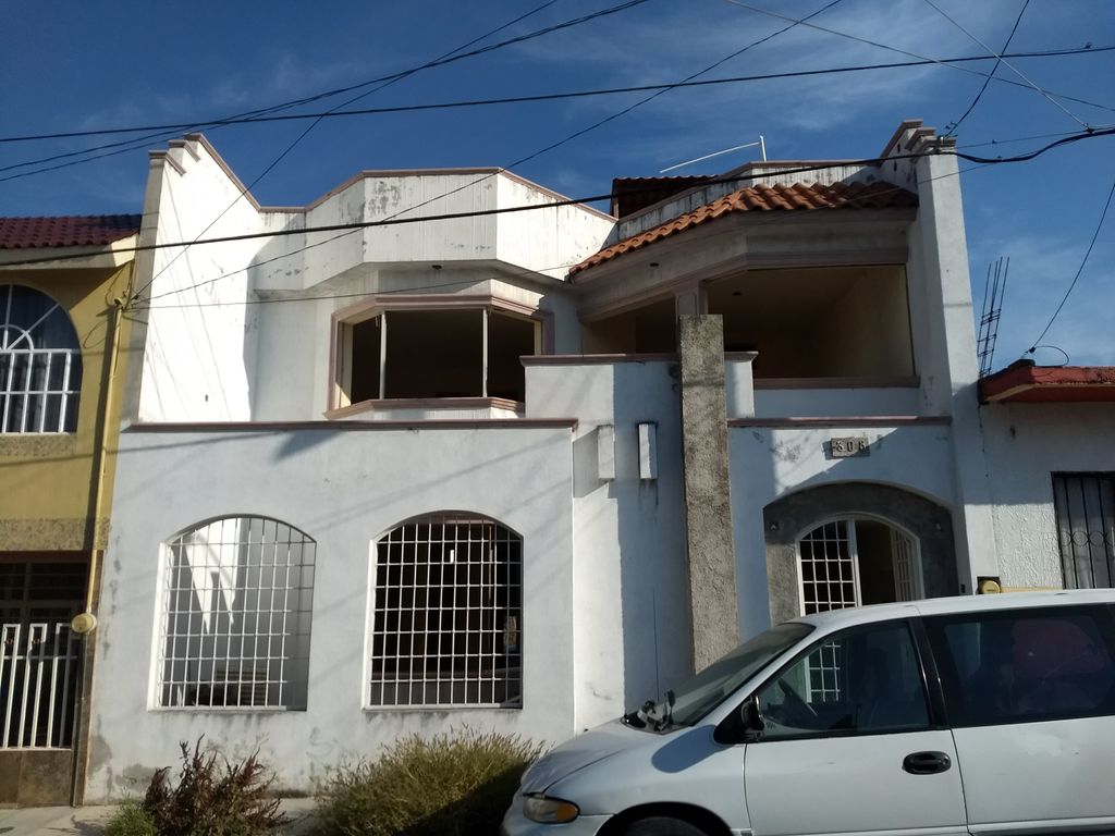 CASA EN VENTA EN OBRA BLANCA