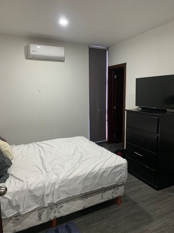 Departamento en renta en Las Quintas BR1