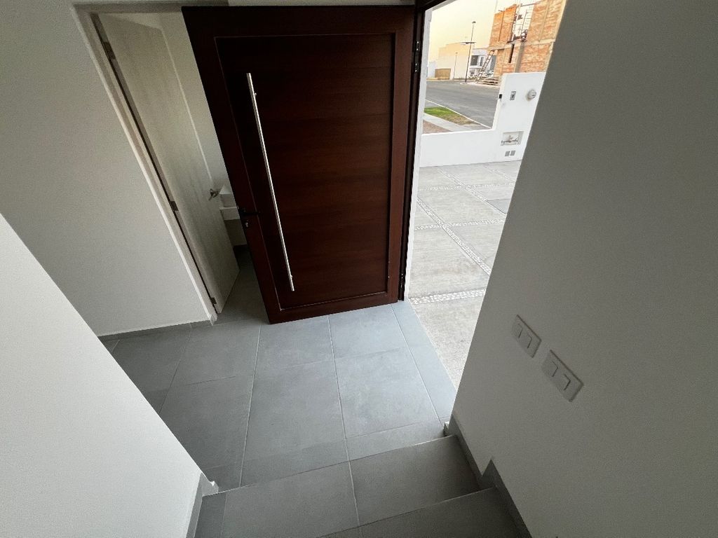 CASA NUEVA EN VENTA