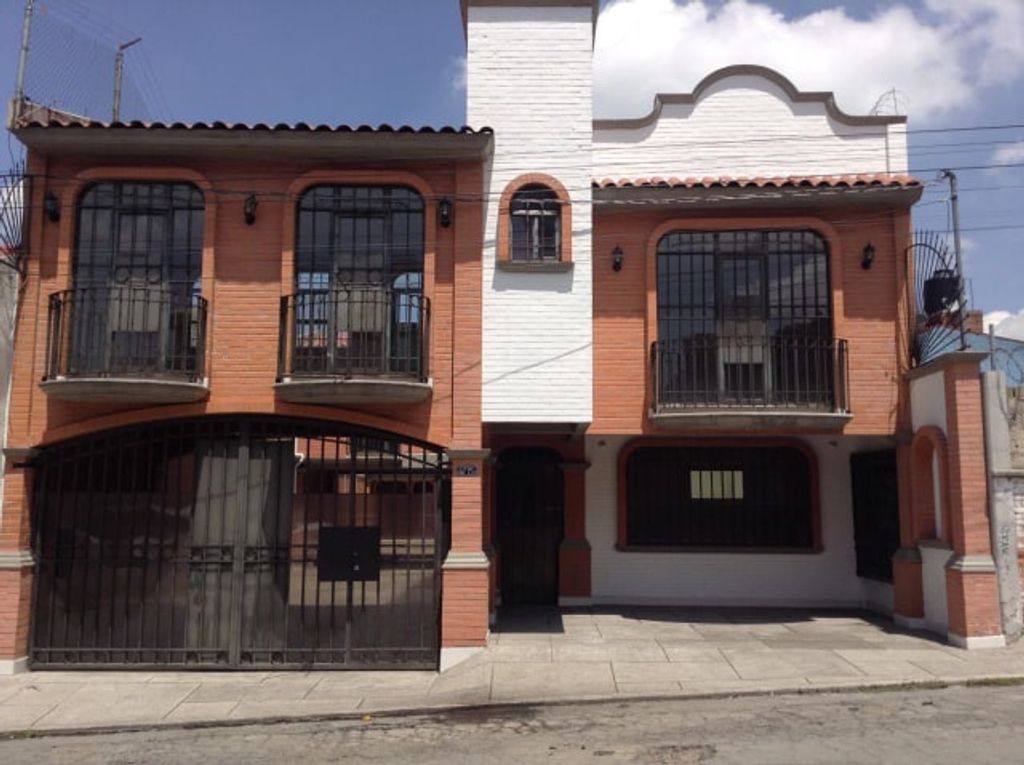 Oficina en Venta y Renta en San Mateo Oxtotitlán