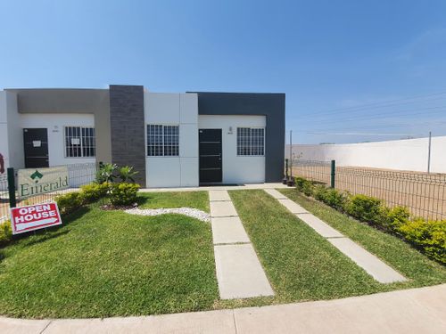 CASA EN VENTA VISTAS DEL LAGO CULIACAN