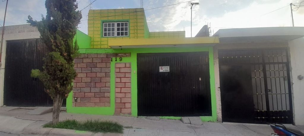 CASA EN VENTA EN MUJERES ILUSTRES