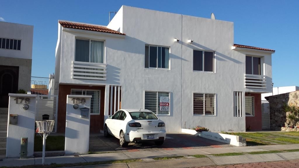 4 casas en renta en Lomas+del+marques, Queretaro, Queretaro -  