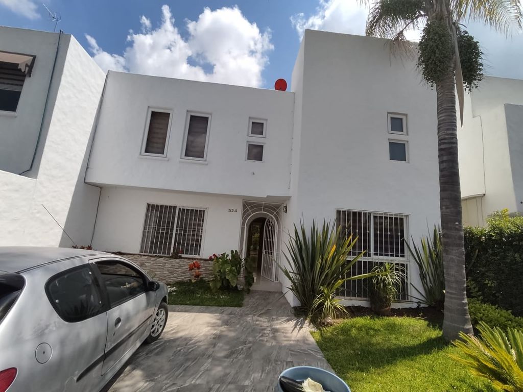 Casa En Venta En Bosques, Bosques Tres Marias, Morelia, Michoacán 