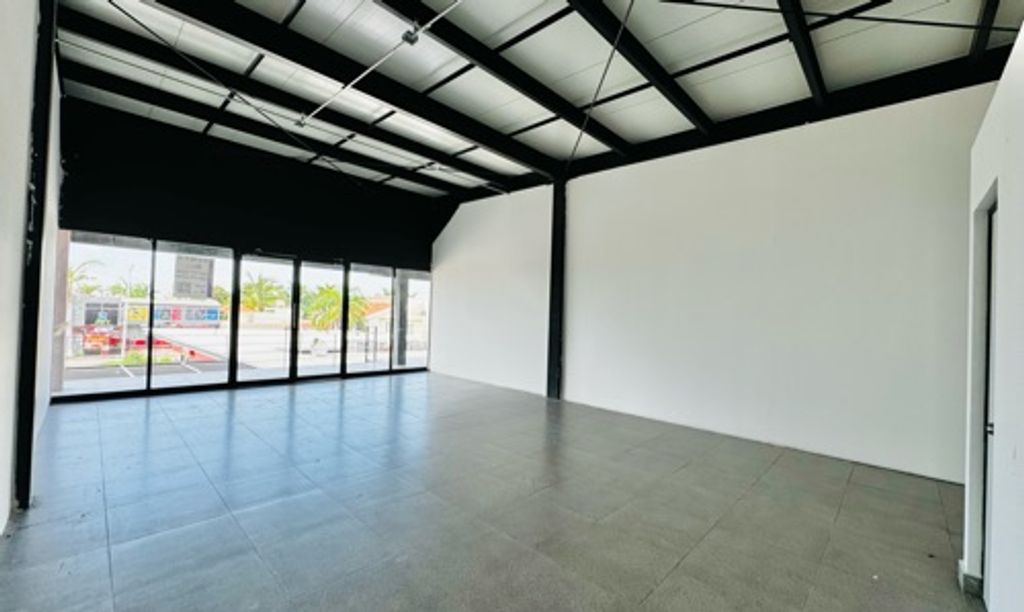 Local de 66 m2 en Plaza Stanza Toscana Zona Norte