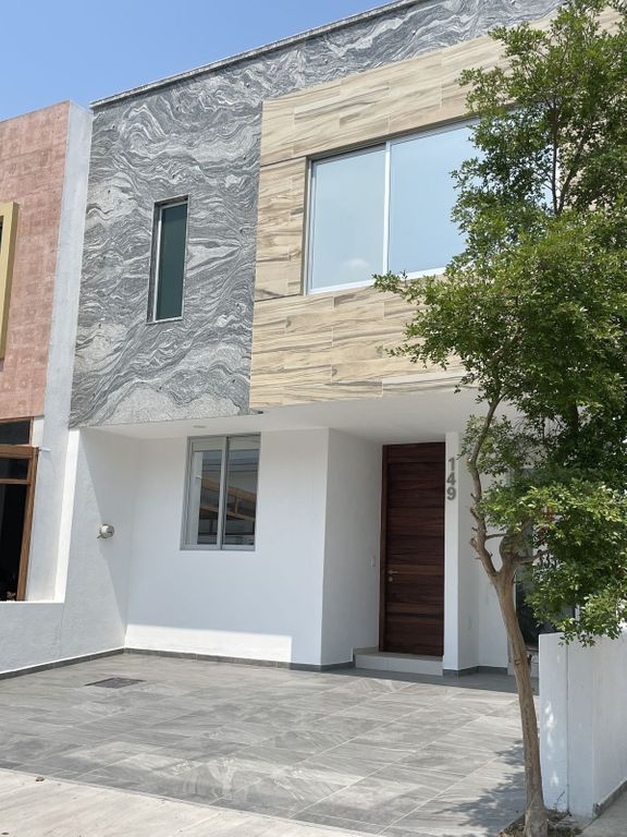 CASA EN VENTA LA CIMA $7,985,000