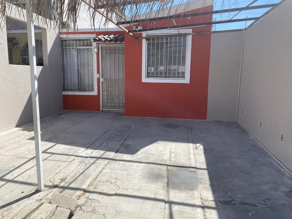 Casa en venta en Col. Praderas de Tesistán