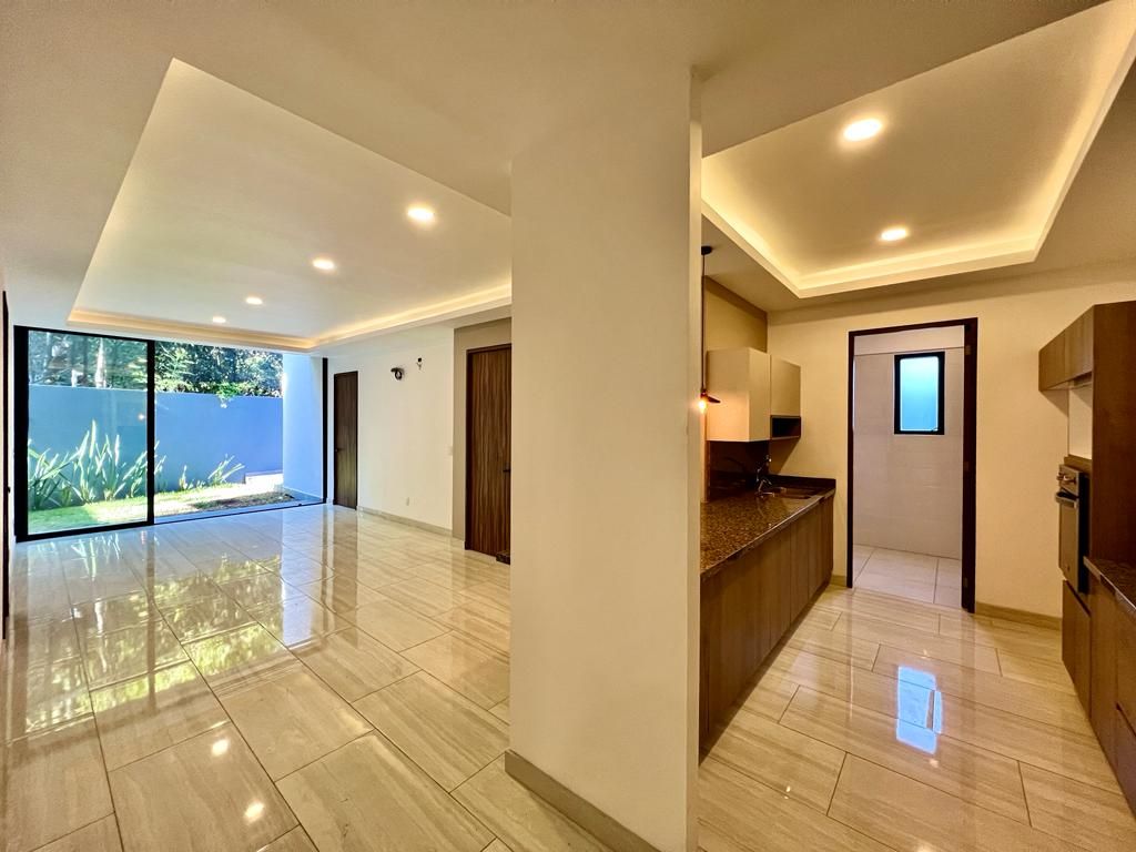 Departamento En Venta En Colomos