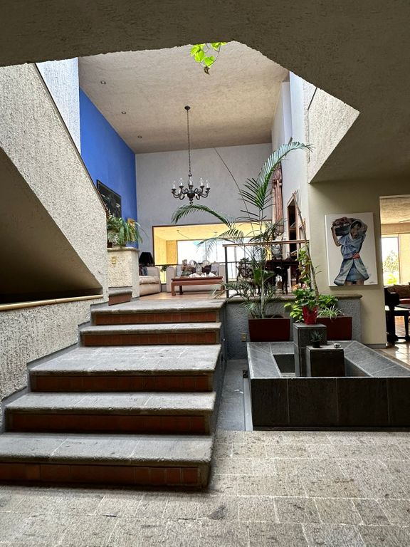 CASA EN RENTA IDEAL PARA OFICINA A PUERTA CERRADA