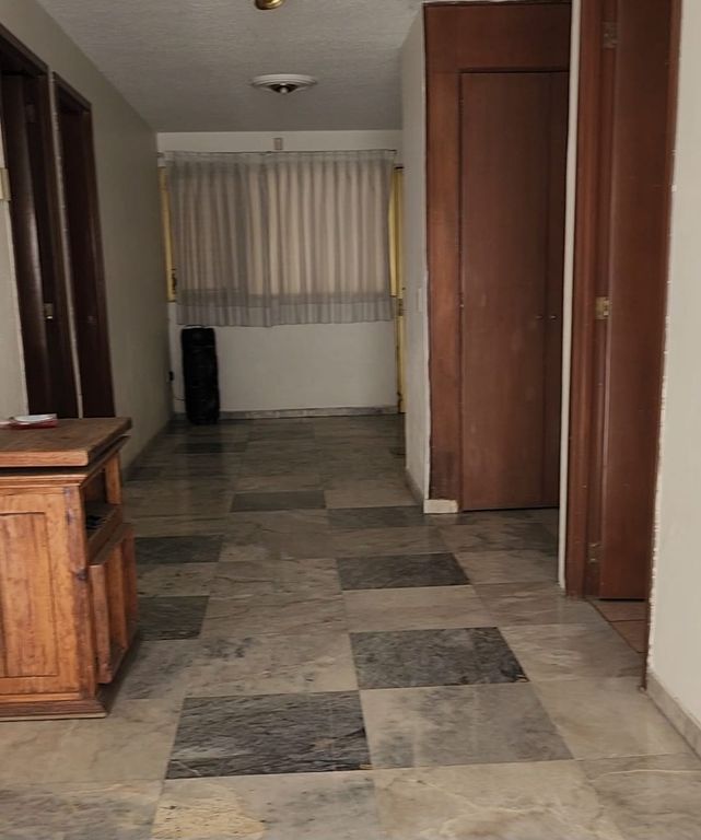 CASA EN RENTA EN LA COL. LAS FUENTES ZAPOPAN.
