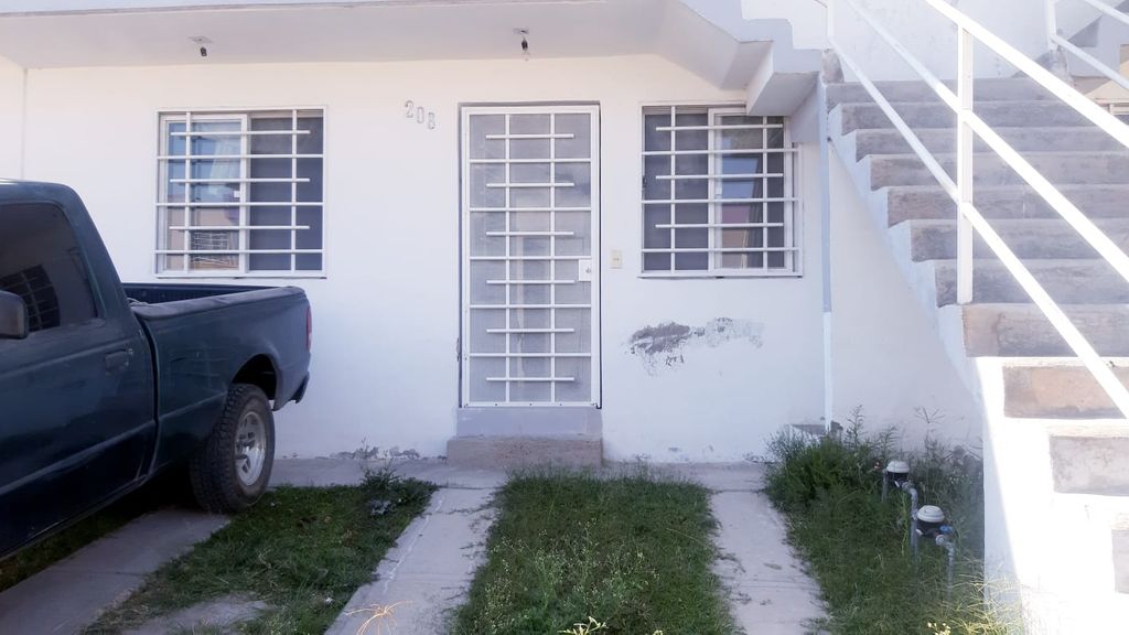 CASA DUPLEX EN RENTA ALTUS PINAR