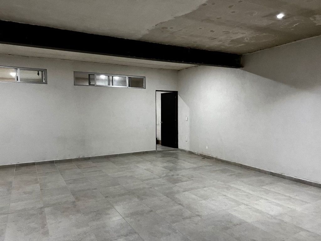 VENTA DE CASA EN LOMAS D EJURIQUILLA CON SOTANO (VC191)
