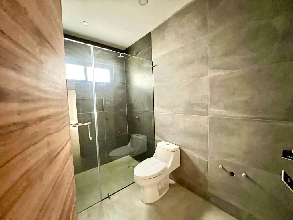Casa En Venta En Los Robles, Zapopan