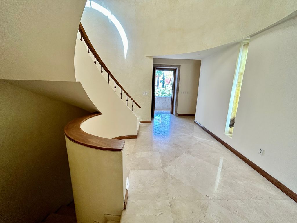 Casa En Venta En Puerta De Hierro, Zapopan