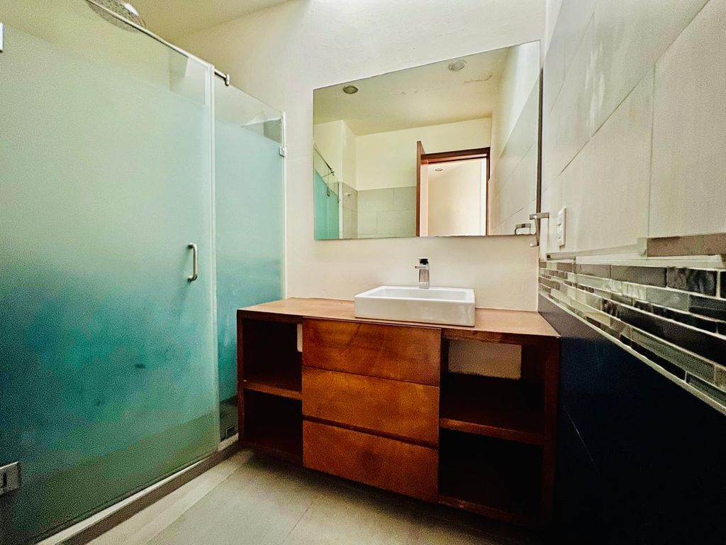 CASA EN VENTA EN VALLE IMPERIAL COTO BIZANTINO