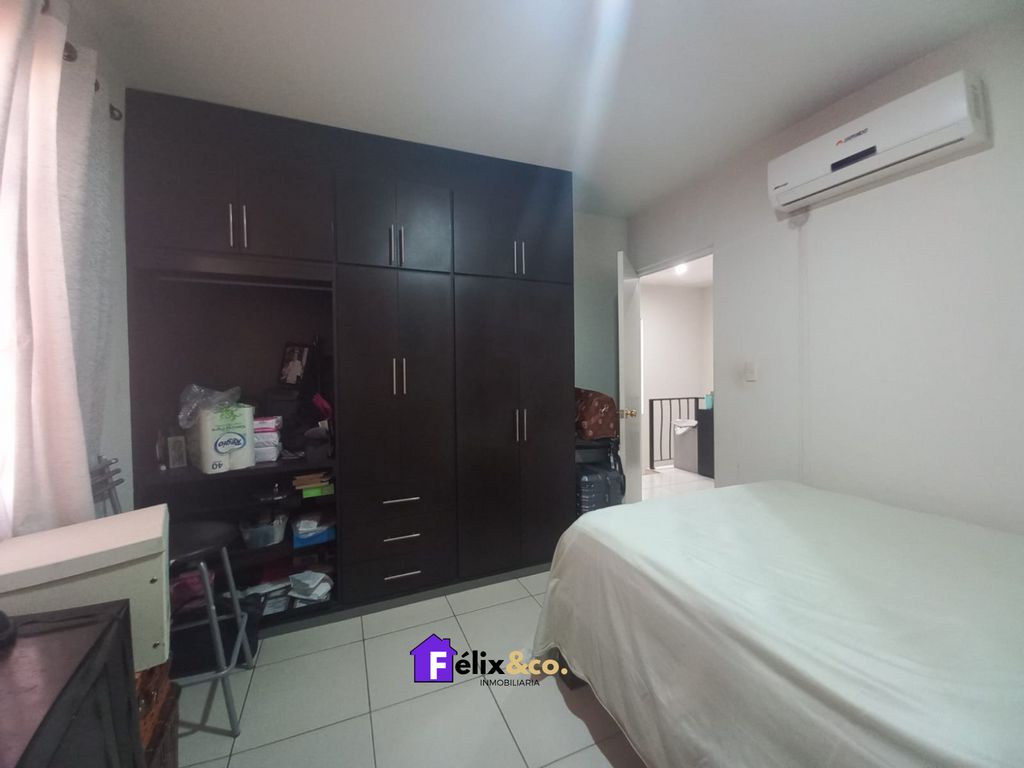 Casa Semi amueblada en renta en Portalegre por calle Cerrada