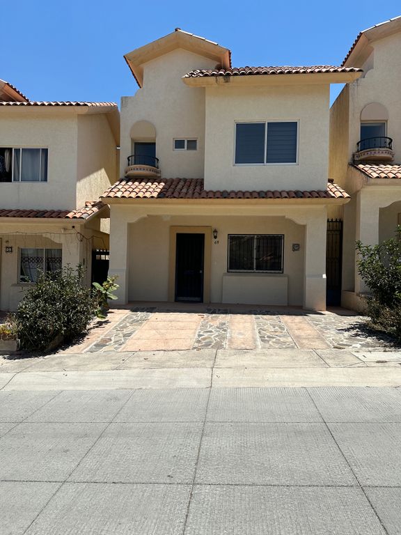 Casa en renta en Chula,Vista 102, Residencial alta california