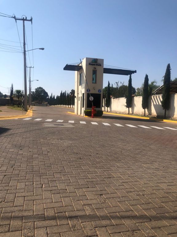 Lotes en Venta, Royal Park, Tepatitlan de Morelos.