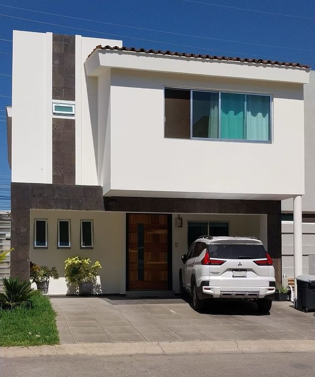Casa en Venta en Nueva Galicia. Tlajomulco de Zúñiga