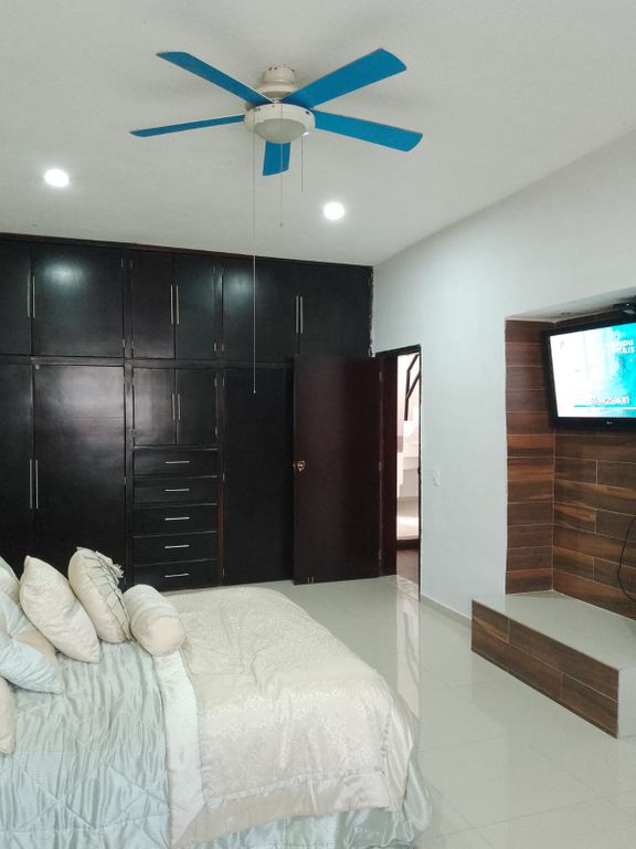 Casa En Venta En Colonia Lagos Del Country, Tepic